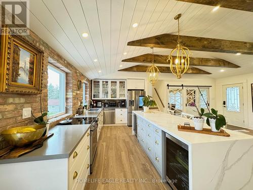 18662 Highway 48, East Gwillimbury, ON - Indoor Photo Showing Kitchen