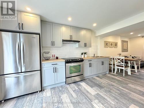 18662 Highway 48, East Gwillimbury, ON - Indoor Photo Showing Kitchen With Upgraded Kitchen