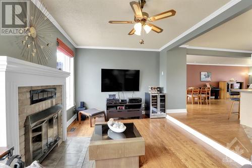 6432 St Louis Drive, Ottawa, ON - Indoor Photo Showing Living Room With Fireplace