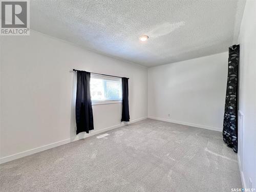 215 Simpson Street, Outlook, SK - Indoor Photo Showing Other Room