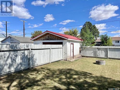 215 Simpson Street, Outlook, SK - Outdoor