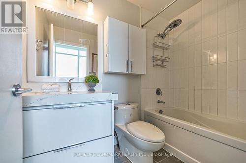 Ph2 - 33 Singer Court, Toronto (Bayview Village), ON - Indoor Photo Showing Bathroom