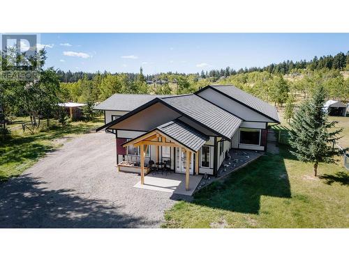 5070 Kinncum Place, 108 Mile Ranch, BC - Outdoor