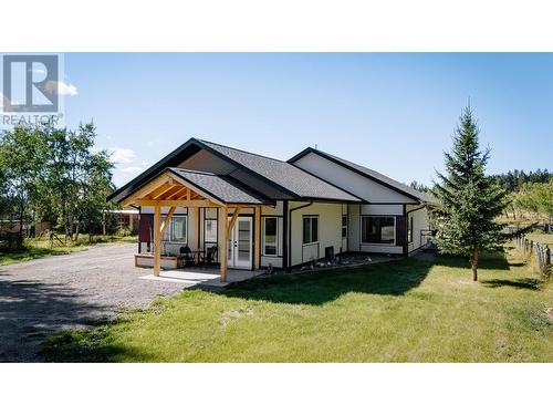 5070 Kinncum Place, 108 Mile Ranch, BC - Outdoor