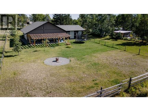 5070 Kinncum Place, 108 Mile Ranch, BC - Outdoor