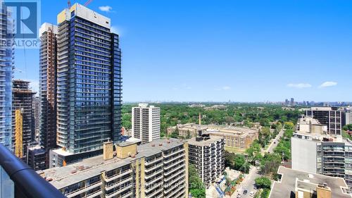 1704 - 185 Roehampton Avenue, Toronto (Mount Pleasant West), ON - Outdoor With Facade