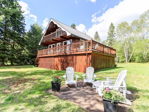 Back facade - 99 Ch. La Chanterelle, Saint-Donat, QC - Outdoor With Deck Patio Veranda