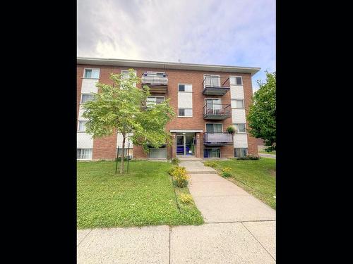 FaÃ§ade - 8-355 Rue Front, Longueuil (Le Vieux-Longueuil), QC - Outdoor With Facade