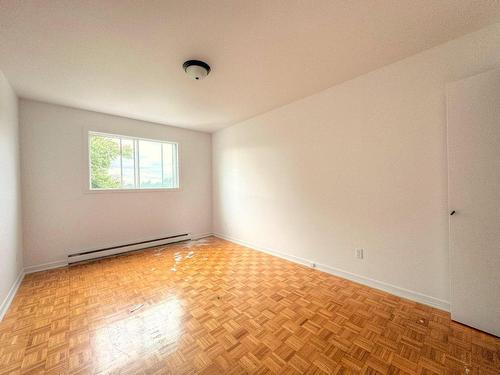 Bedroom - 8-355 Rue Front, Longueuil (Le Vieux-Longueuil), QC - Indoor Photo Showing Other Room