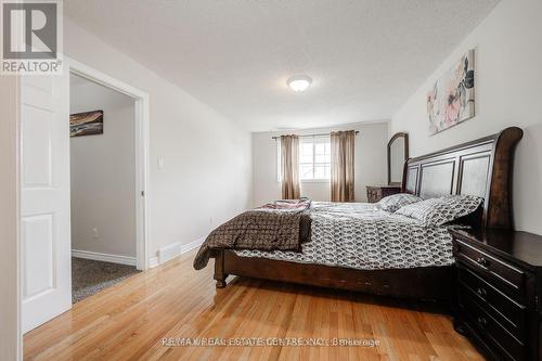 1634 Chelton Place, London, ON - Indoor Photo Showing Bedroom