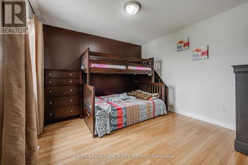 1634 Chelton Place, London, ON - Indoor Photo Showing Bedroom