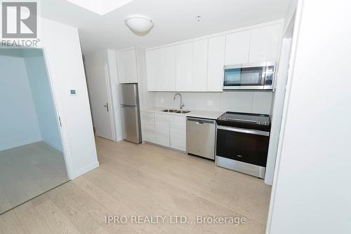 1302 - 60 Frederick Street, Kitchener, ON - Indoor Photo Showing Kitchen With Stainless Steel Kitchen With Double Sink