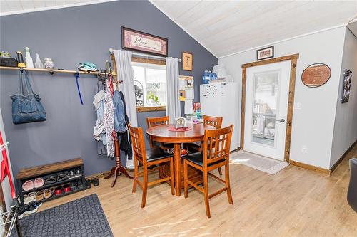 5 Maple Avenue, Carman, MB - Indoor Photo Showing Dining Room