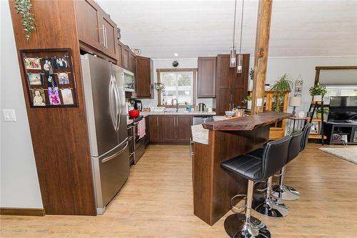 5 Maple Avenue, Carman, MB - Indoor