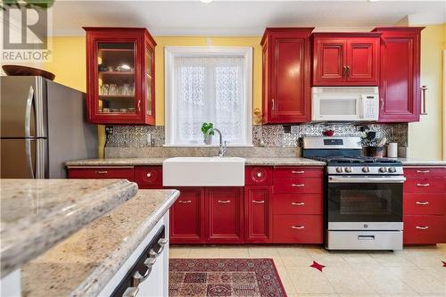 48 Craig Street, Perth, ON - Indoor Photo Showing Kitchen