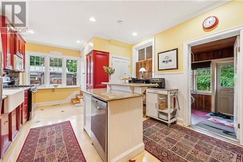 48 Craig Street, Perth, ON - Indoor Photo Showing Kitchen