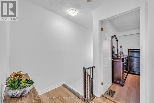 33 Dawson Crescent, Brampton (Brampton North), ON - Indoor Photo Showing Other Room