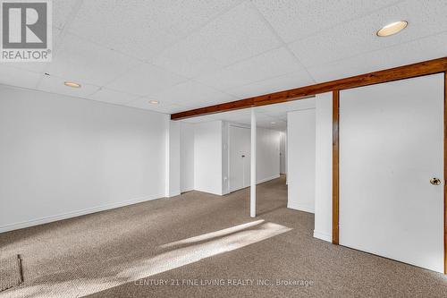 33 Dawson Crescent, Brampton (Brampton North), ON - Indoor Photo Showing Other Room