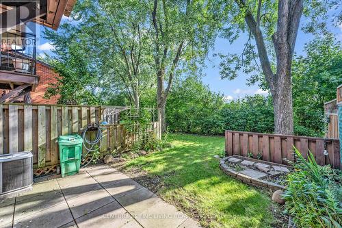 33 Dawson Crescent, Brampton (Brampton North), ON - Outdoor