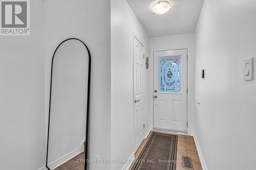 33 Dawson Crescent, Brampton (Brampton North), ON - Indoor Photo Showing Other Room