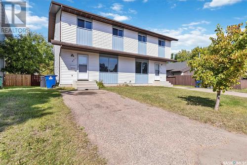 351/353 Russell Road, Saskatoon, SK - Outdoor