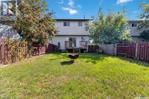 351/353 Russell Road, Saskatoon, SK - Outdoor