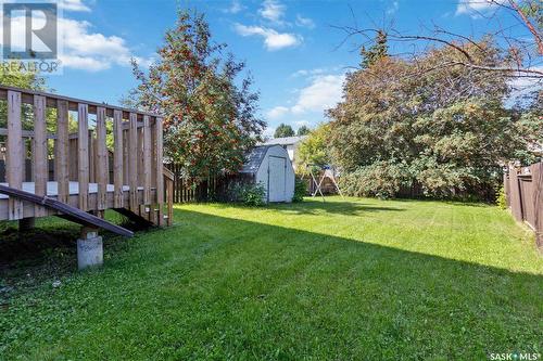 351/353 Russell Road, Saskatoon, SK - Outdoor