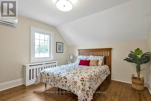 62 Bowie Avenue, Toronto (Briar Hill-Belgravia), ON - Indoor Photo Showing Bedroom