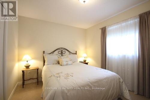 497 Fiddle Park Lane, Shelburne, ON - Indoor Photo Showing Bedroom