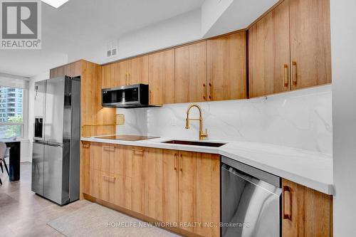 514 - 30 Greenfield Avenue, Toronto (Willowdale East), ON - Indoor Photo Showing Kitchen