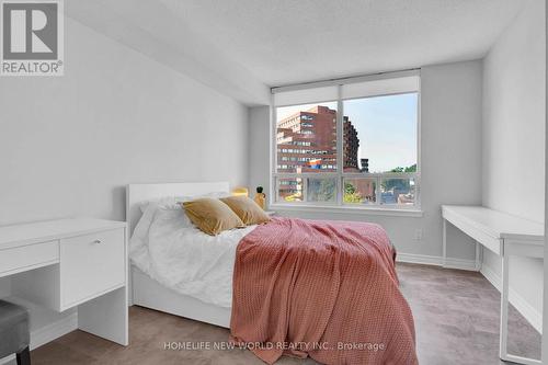 514 - 30 Greenfield Avenue, Toronto (Willowdale East), ON - Indoor Photo Showing Bedroom