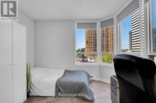 514 - 30 Greenfield Avenue, Toronto (Willowdale East), ON - Indoor Photo Showing Bedroom