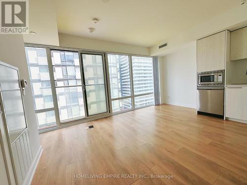 1204 - 18 Maitland Terrace, Toronto (Bay Street Corridor), ON - Indoor Photo Showing Kitchen