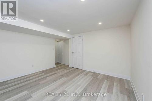 10 Blackwell Ave Avenue N, Toronto (Malvern), ON - Indoor Photo Showing Other Room