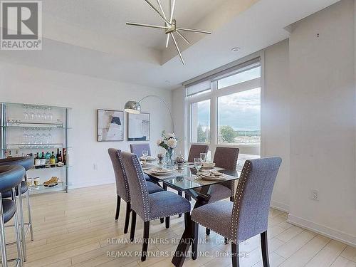 31 Riley Reed Lane, Richmond Hill, ON - Indoor Photo Showing Dining Room