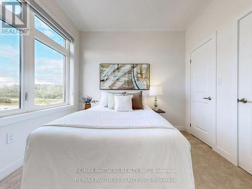 31 Riley Reed Lane, Richmond Hill, ON - Indoor Photo Showing Bedroom