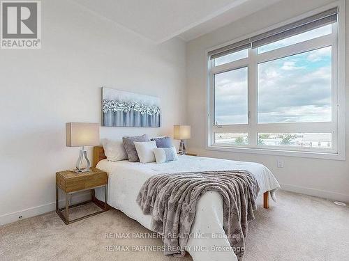 31 Riley Reed Lane, Richmond Hill, ON - Indoor Photo Showing Bedroom