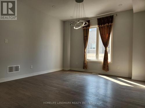 3 Father Muckle Avenue, Georgina, ON - Indoor Photo Showing Other Room