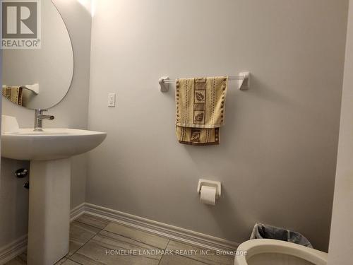 3 Father Muckle Avenue, Georgina, ON - Indoor Photo Showing Bathroom