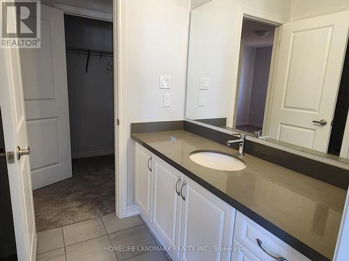 3 Father Muckle Avenue, Georgina, ON - Indoor Photo Showing Bathroom