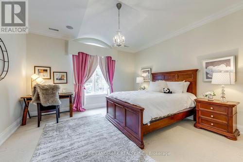 415 Morrison Road, Oakville, ON - Indoor Photo Showing Bedroom