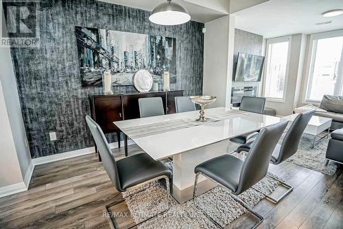 129 Stanley Greene Boulevard, Toronto (Downsview-Roding-Cfb), ON - Indoor Photo Showing Dining Room