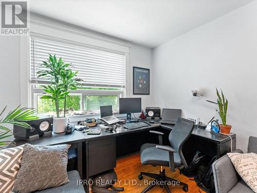 1178 Gerrard Street E, Toronto (South Riverdale), ON - Indoor Photo Showing Office