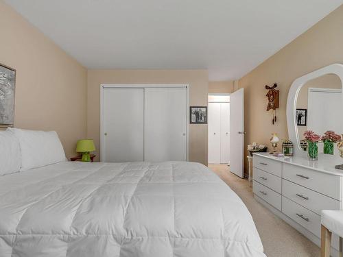 Chambre Ã  coucher principale - 218-1045 Av. Belvédère, Québec (La Cité-Limoilou), QC - Indoor Photo Showing Bedroom