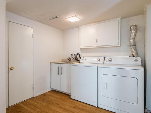 Laundry room - 7878 Rue Ostell-Crescent, Montréal (Côte-Des-Neiges/Notre-Dame-De-Grâce), QC - Indoor Photo Showing Laundry Room