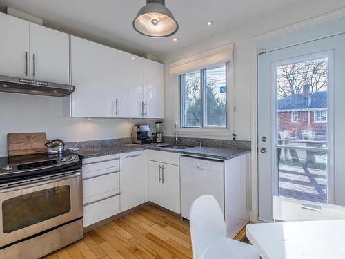 Kitchen - 7878 Rue Ostell-Crescent, Montréal (Côte-Des-Neiges/Notre-Dame-De-Grâce), QC - Indoor Photo Showing Kitchen