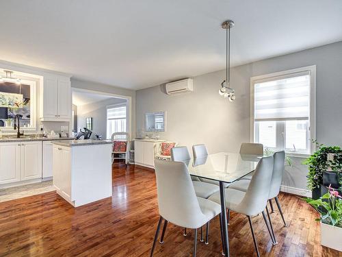 Overall view - 18 Rue Des Roses, Saint-Jean-Sur-Richelieu, QC - Indoor Photo Showing Dining Room