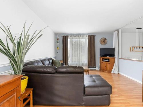 Salon - 1429 Rue Des Cèdres, Lévis (Les Chutes-De-La-Chaudière-Ouest), QC - Indoor Photo Showing Living Room