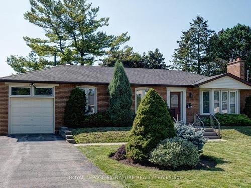 322 Cochrane St, Whitby, ON - Outdoor