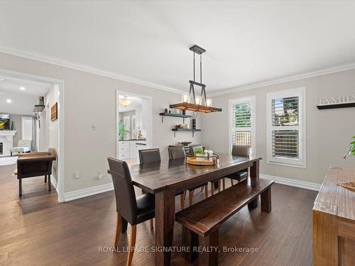 6 Mapleglen Crt, Whitby, ON - Indoor Photo Showing Dining Room